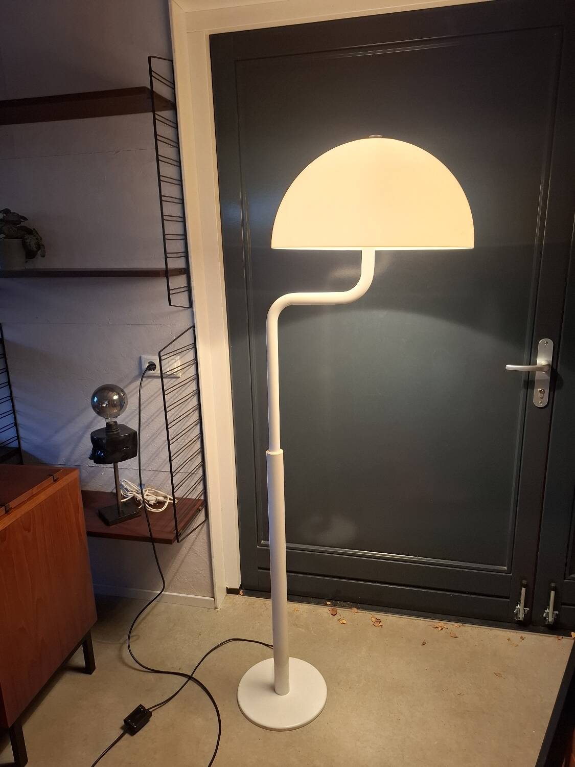 Lampe de sol vintage en forme de champignon