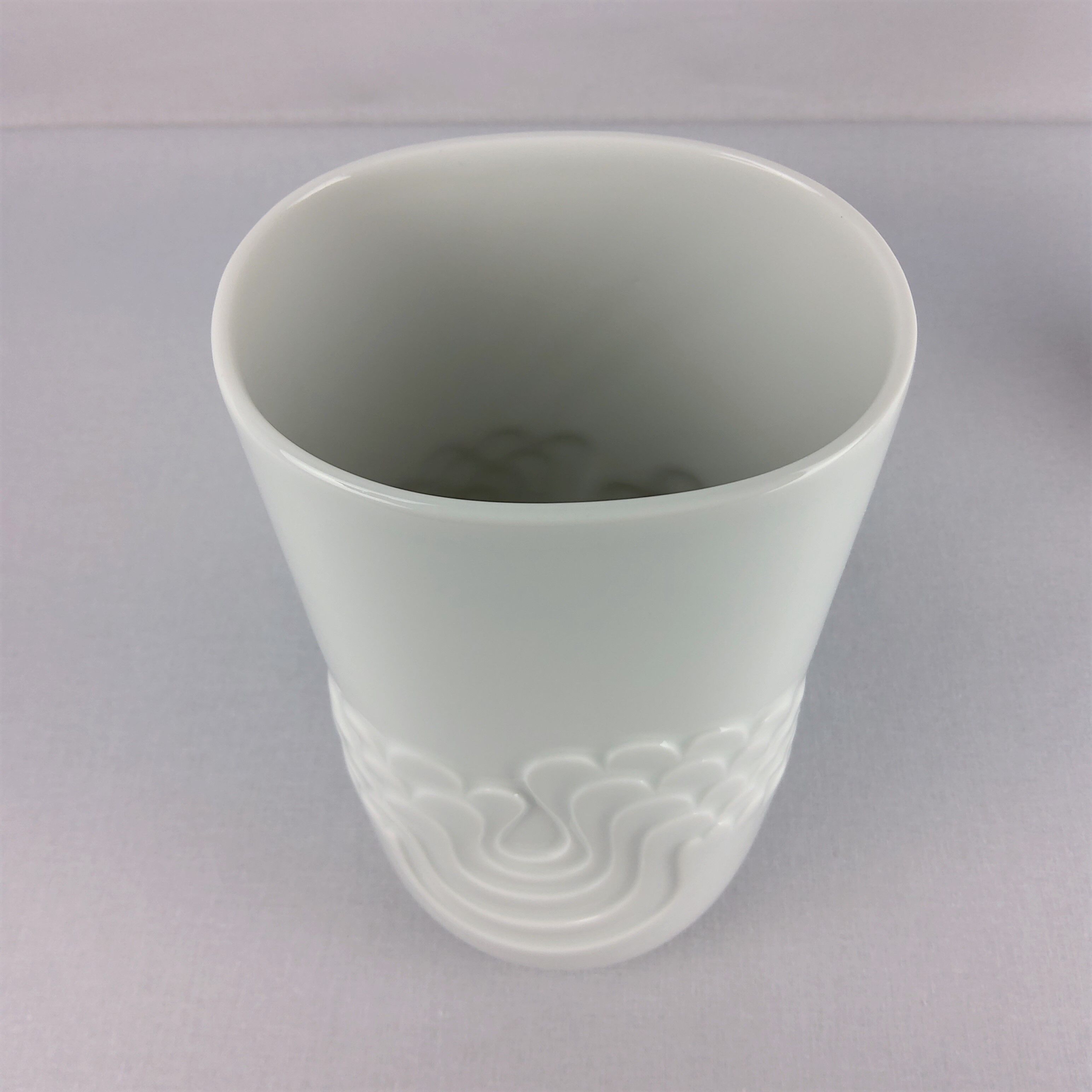 Thomas vintage porcelain white vase 1970