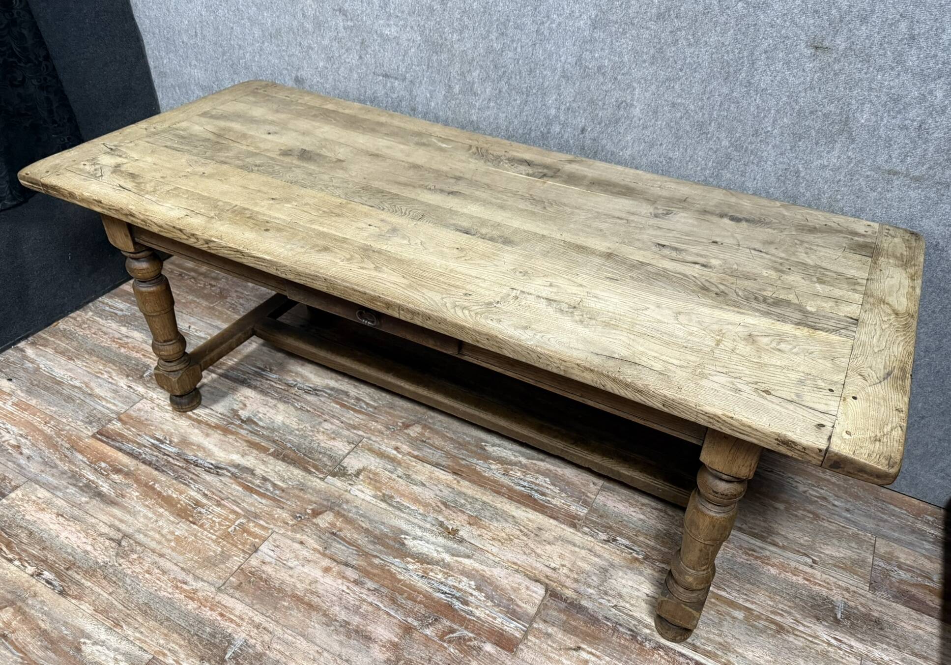 Very beautiful Louis XIII style table