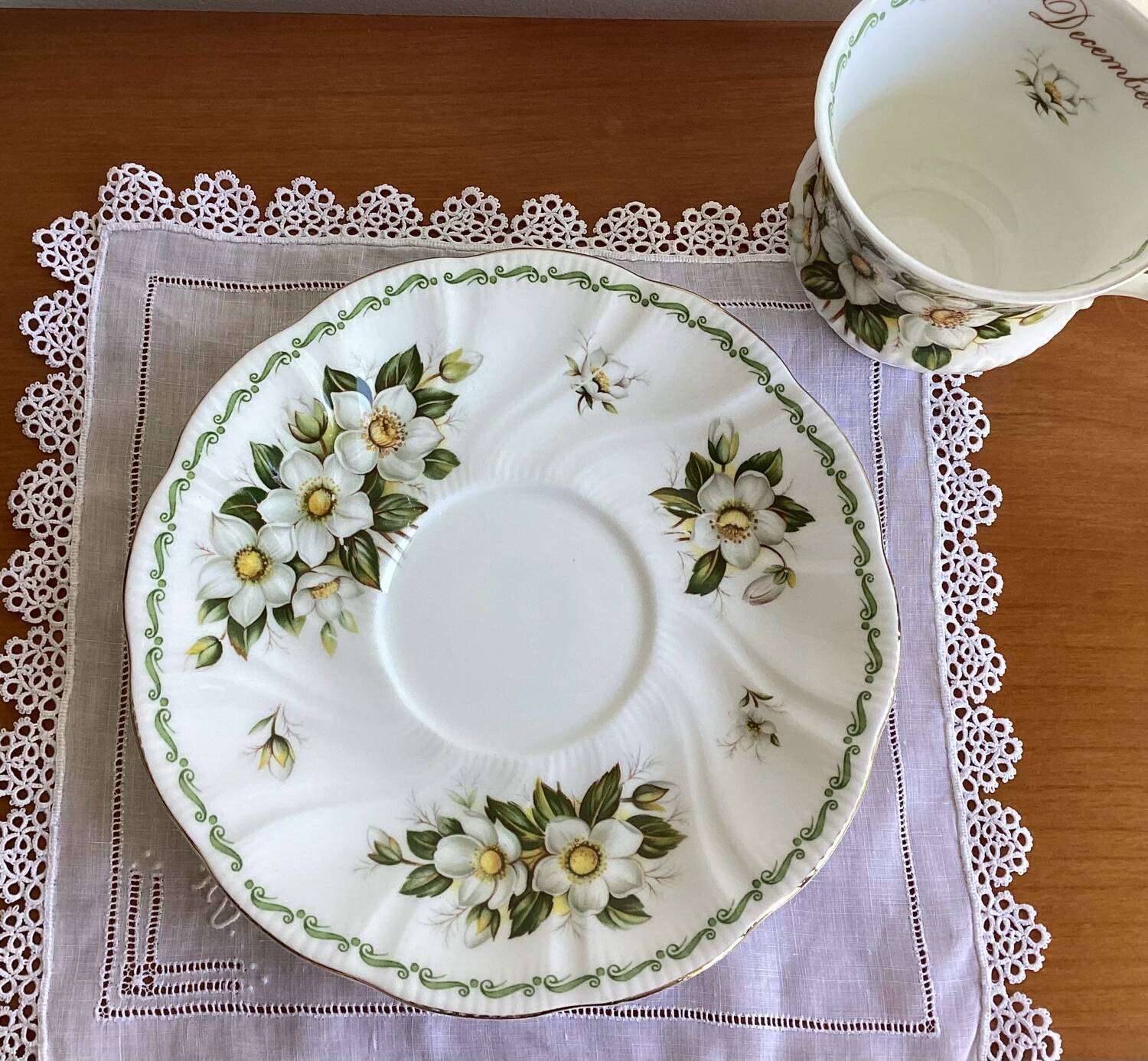 Tasse et sous tasse porcelaine fine anglaise - vintage
