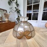 Mother-of-pearl and brass suspension