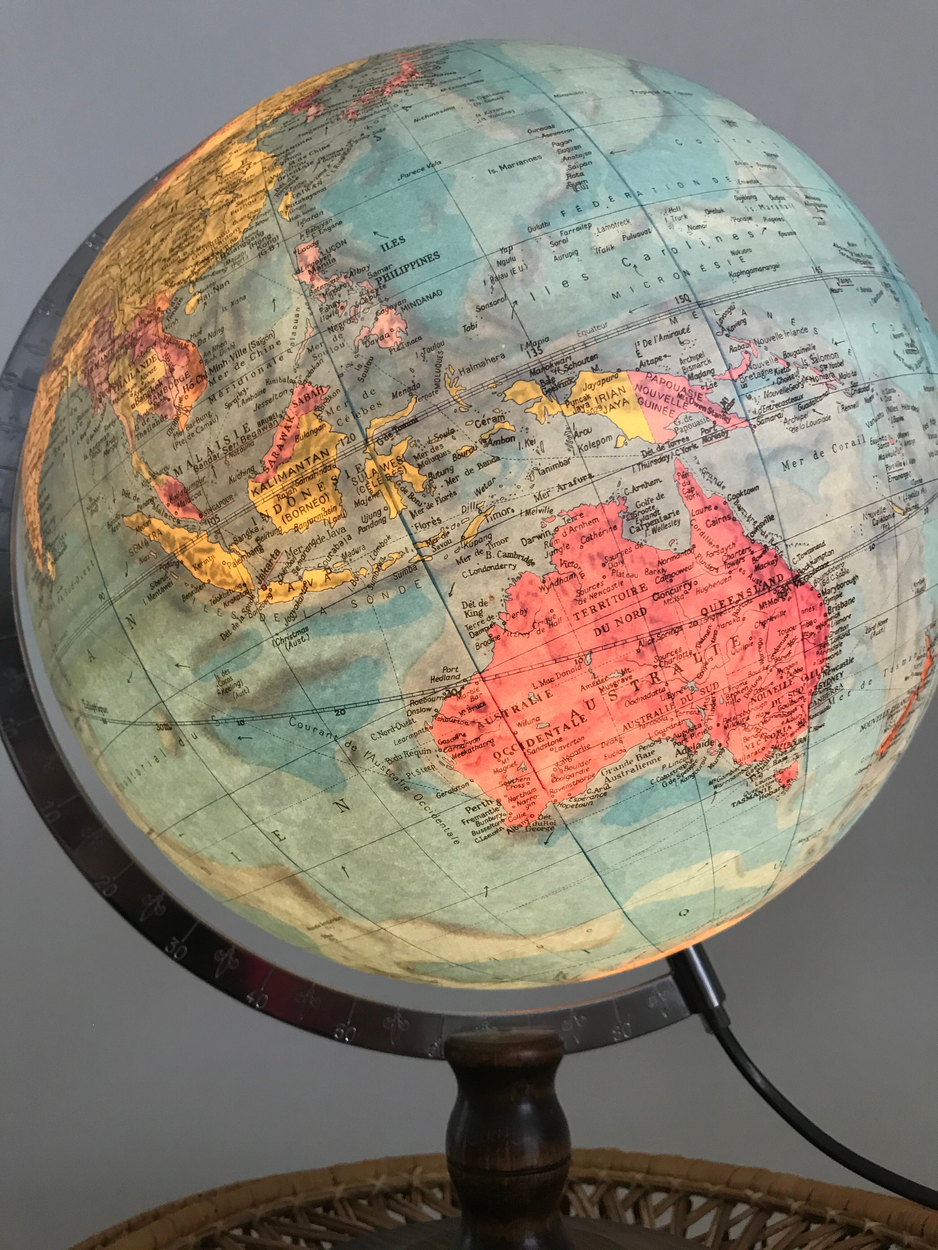 Bright globe of taride maps by georges philip - sound, paper map 1990