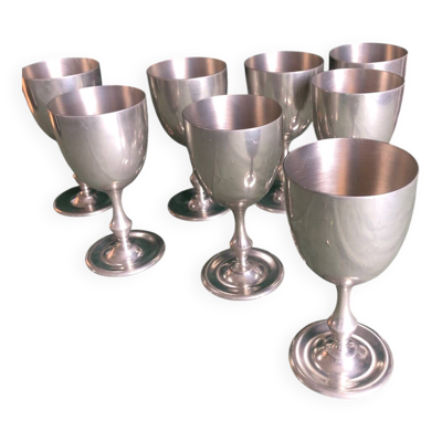 Verres à pied en métal argenté