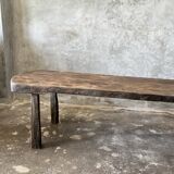 Grande table basse arrondie en teck asiatique ancien