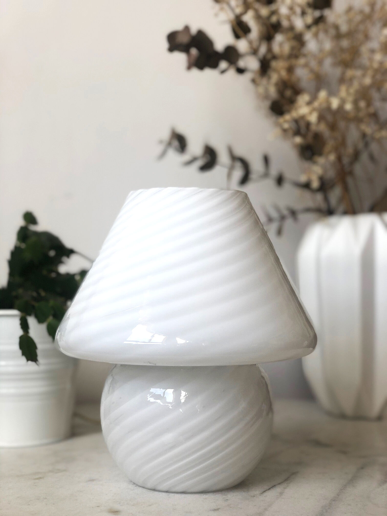 Murano "Vetri" white mushroom with touring stripes