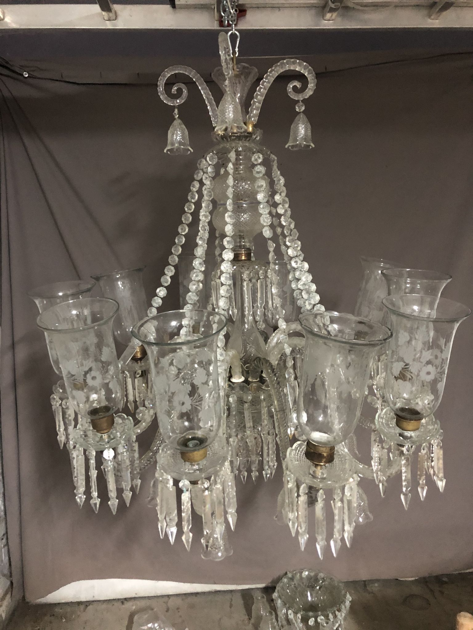 Lustre colonial