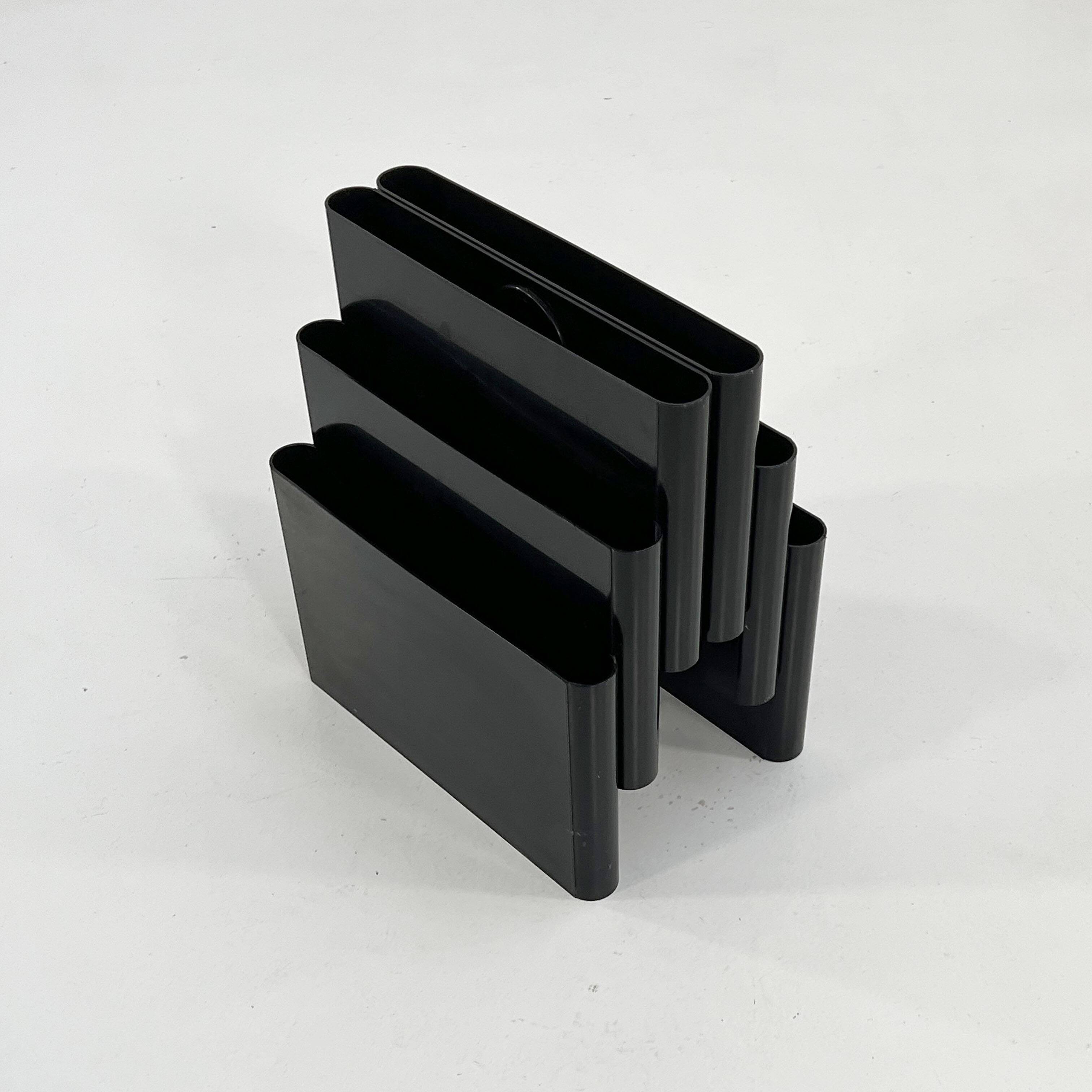 Black magazine rack by Giotto Stoppino for Kartell, 1970