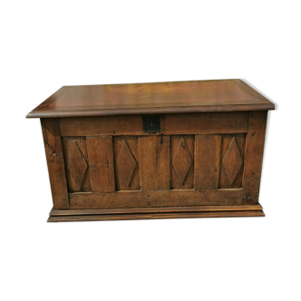 Rustic solid oak desk on leather