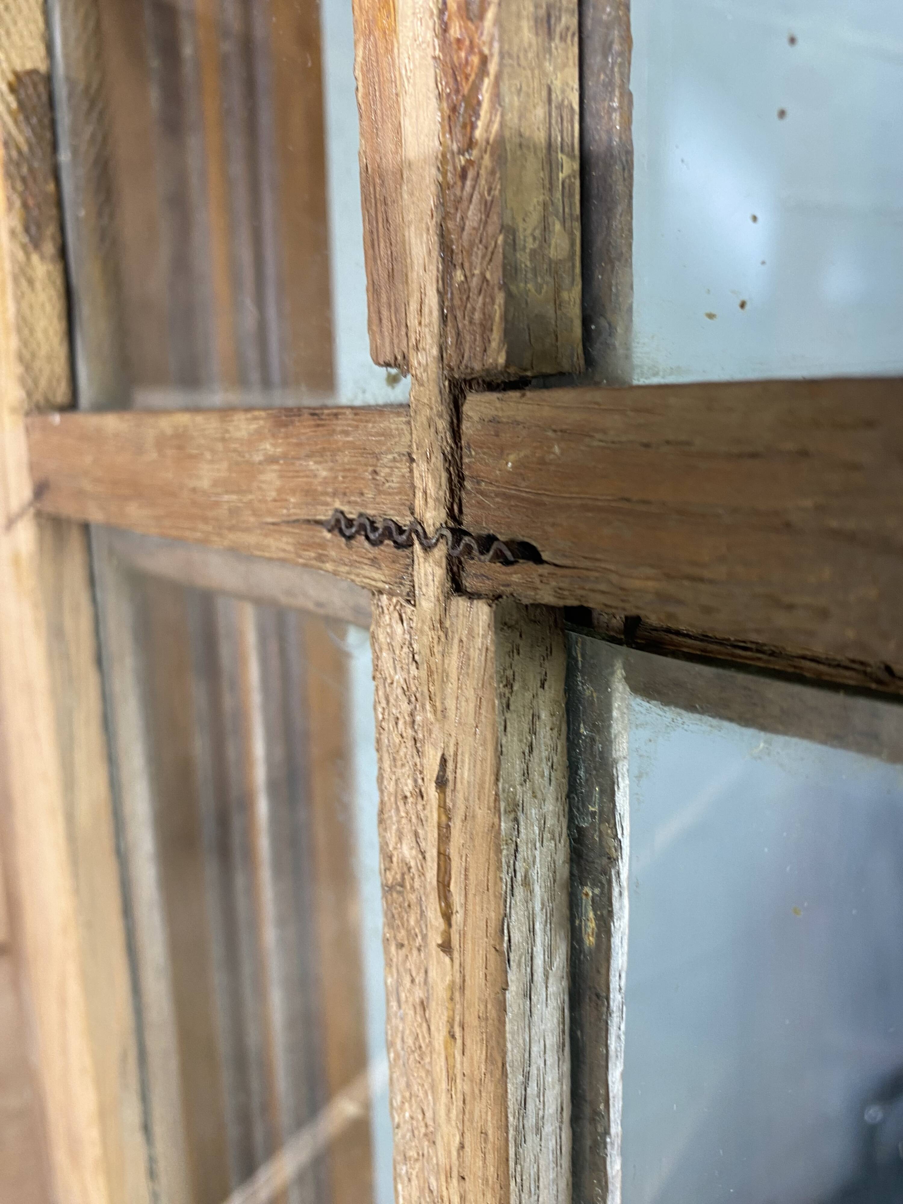 Art-Deco glass cabinet