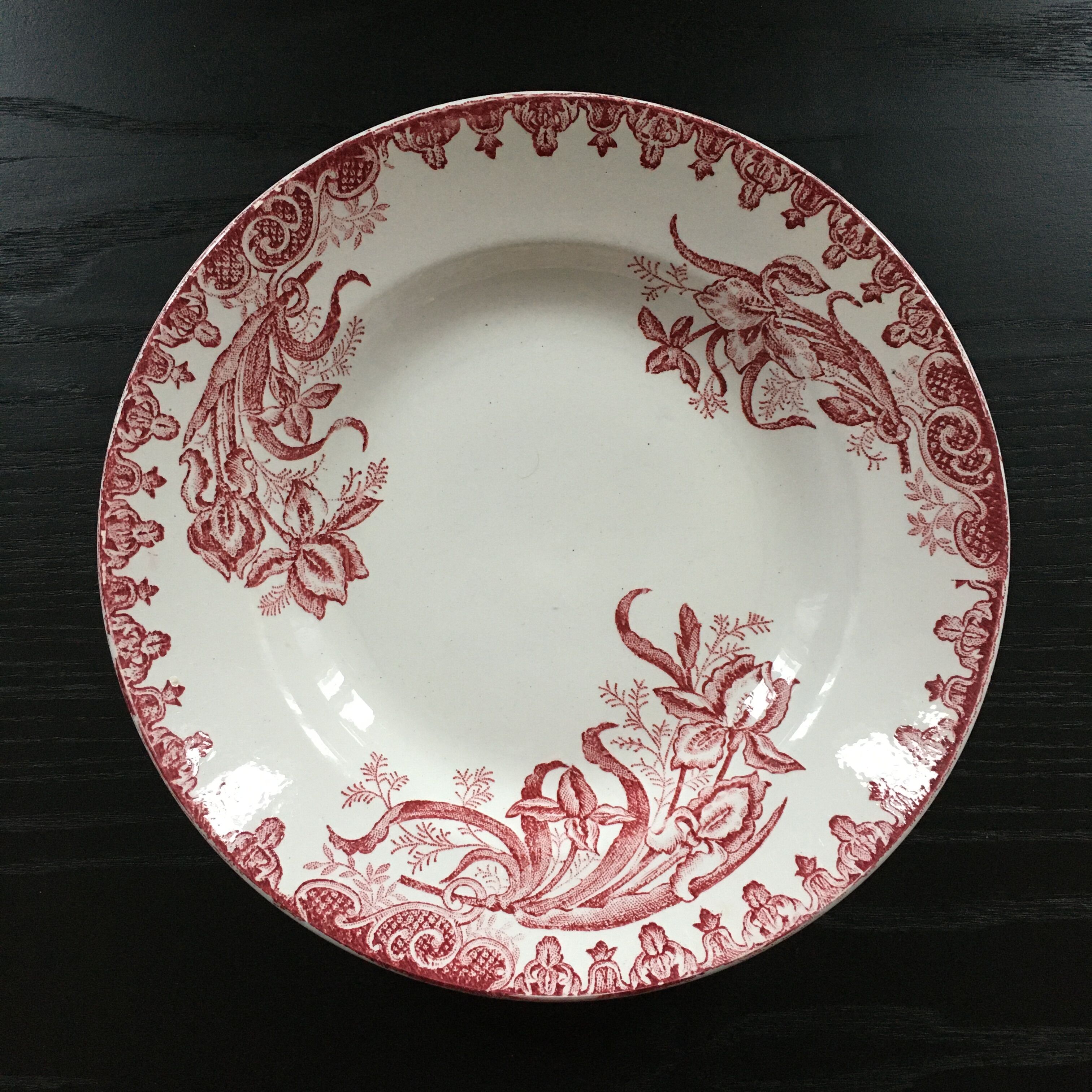Plate Iron Land Sainte Amandinoise