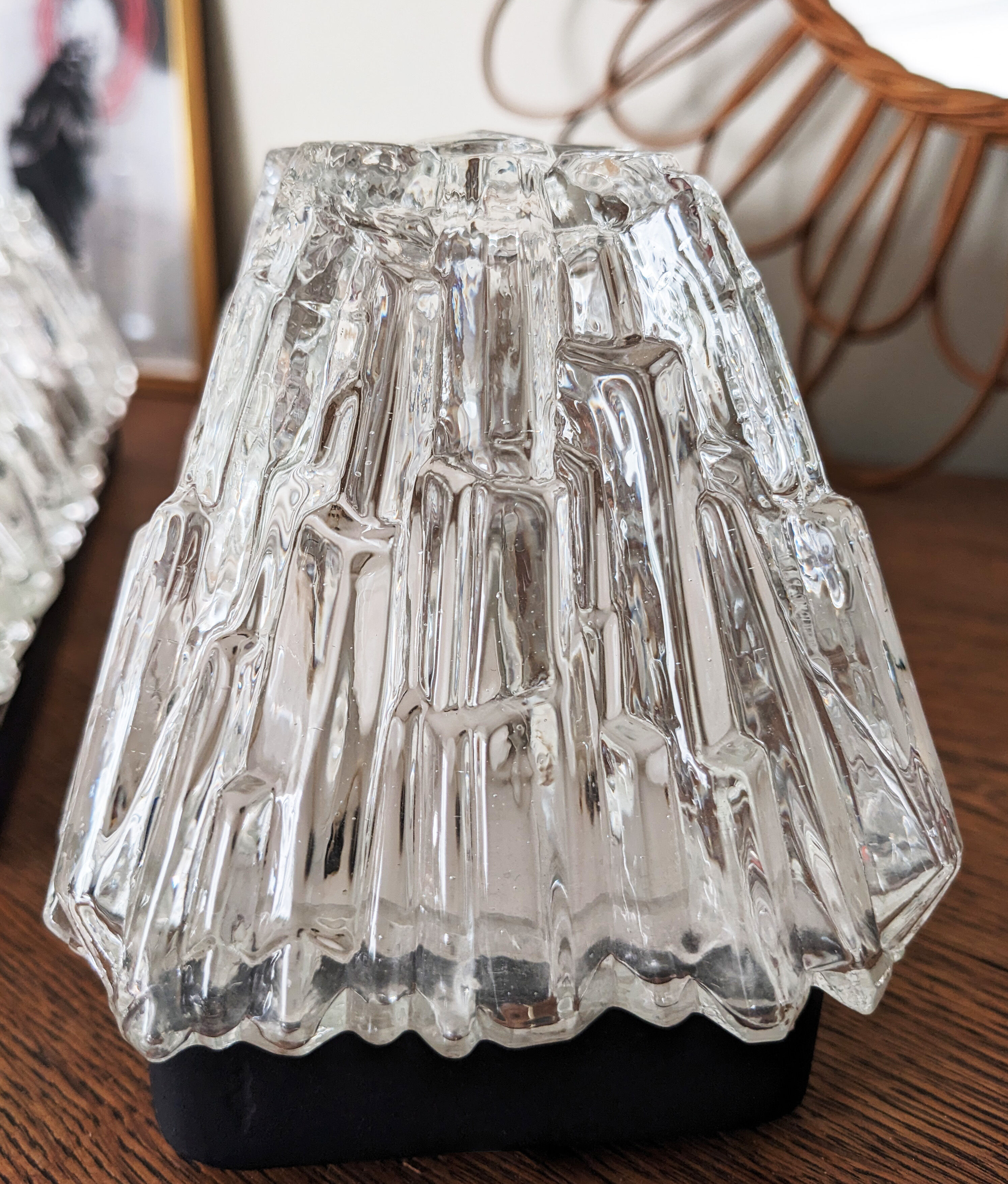 Pair of vertical wall lamps