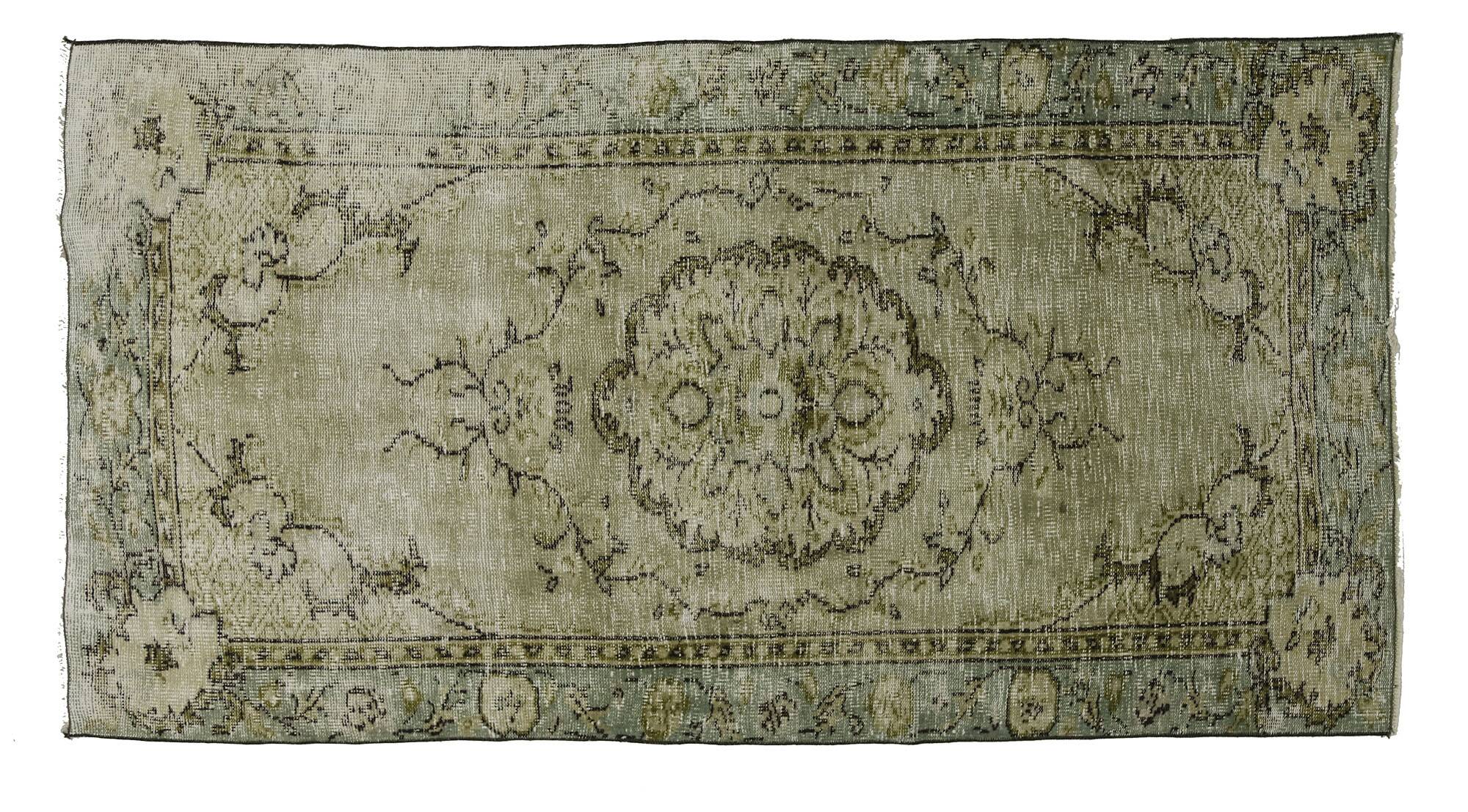 ONE-OF-A-KIND TURKISH HANDWOVEN VINTAGE RUG - RUSTIC VINTAGE CHARM 201X 105