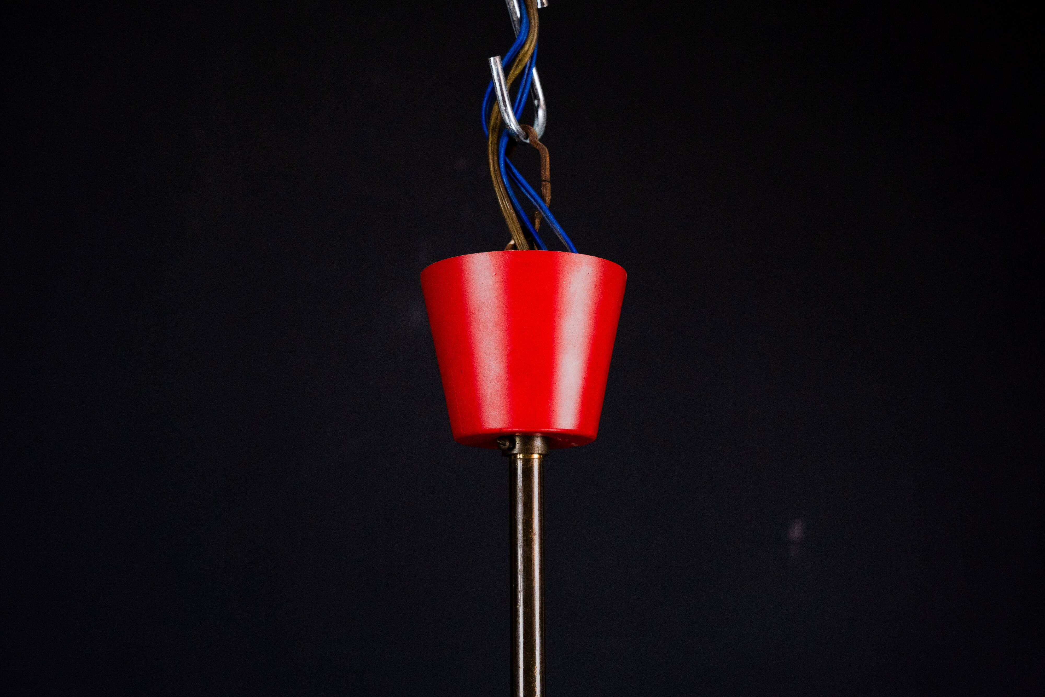 Large Mid-Century 18 arms chandelier in the manner of Arredoluce. Italy 195