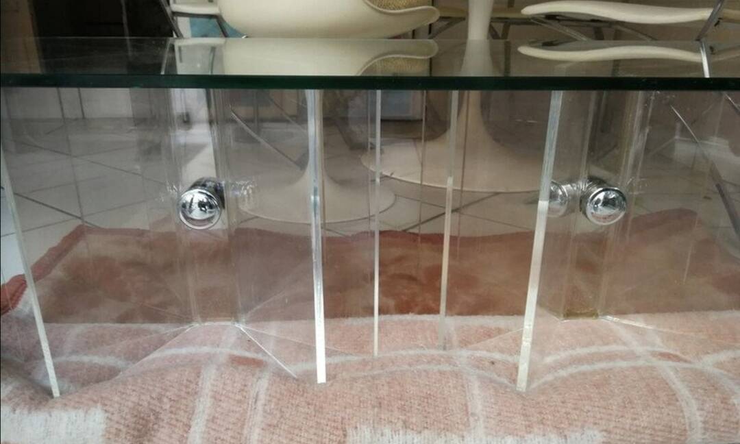 Table basse Cheverny modèle Mini star 1970 vintage plexiglas et verre