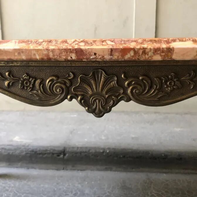 Table basse en marbre brèche
