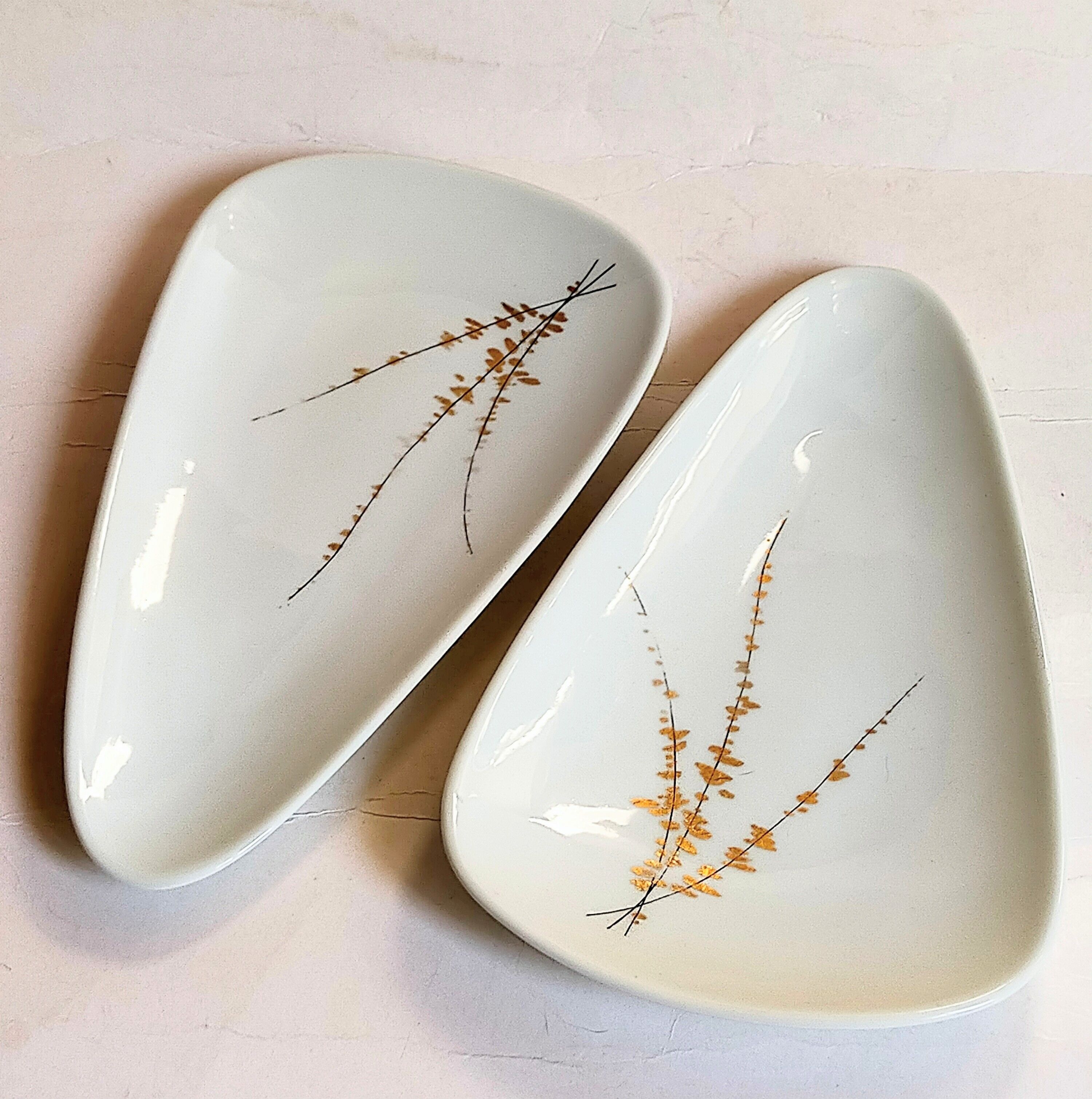 Duo de raviers porcelaine Royal Limoges vintages forme libre