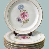 Set of 6 flowered porcelain dinner plates.