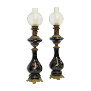 Paire de lampes à pétrole