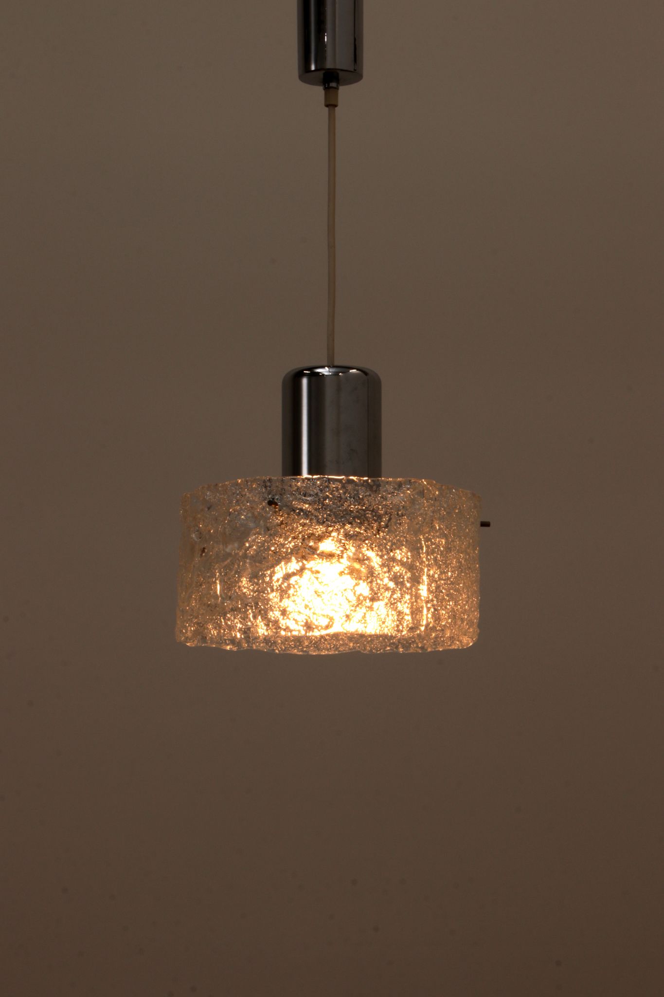 Very rare ice glass lamp produced by Egon Hillebrand, 1960 Germany.