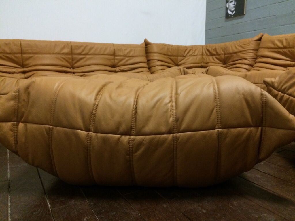 Togo sofa set model designed by Michel Ducaroy 1973