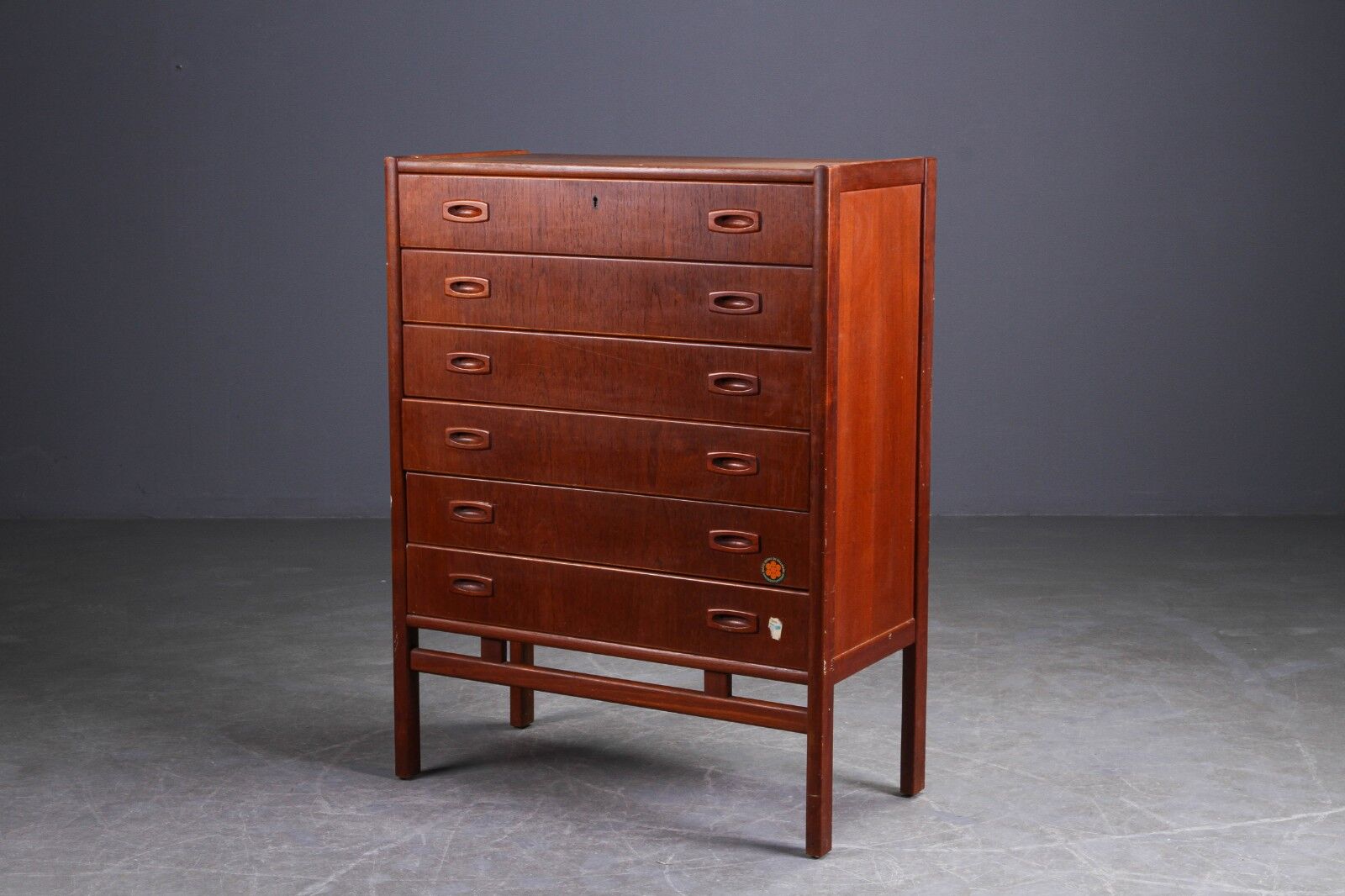 Commode en teck 6 tirroirs