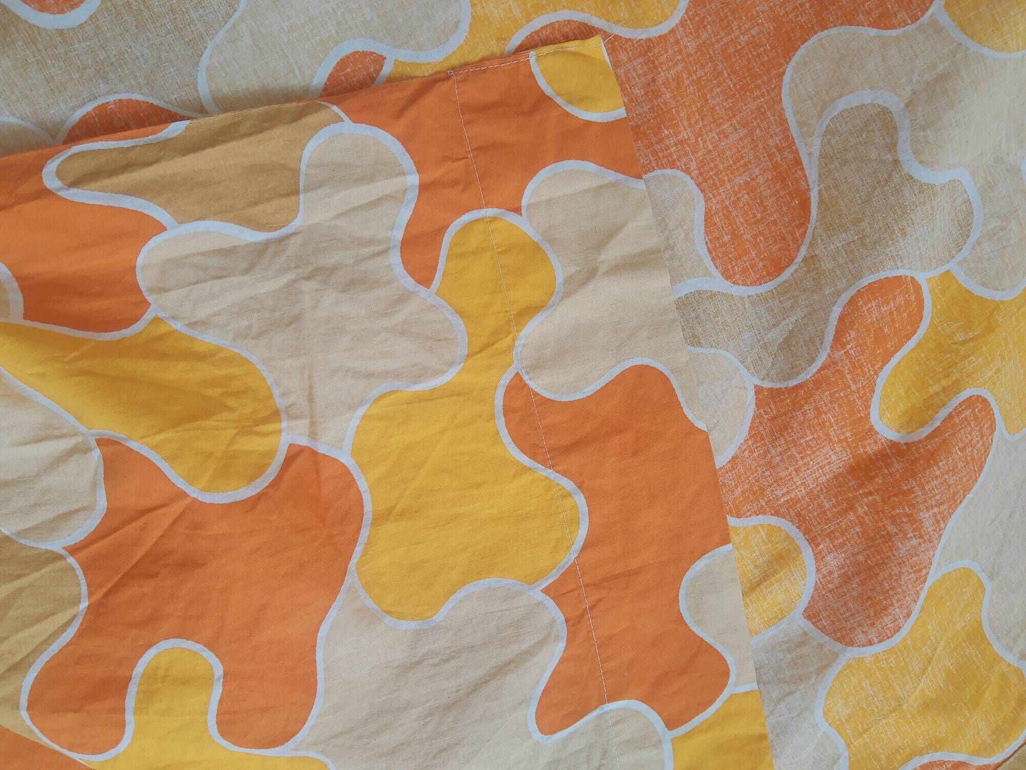 Sheet 2 people puzzle orange seventies 70s vintage
