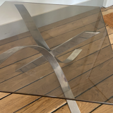 Table basse chromée et verre fumé 1970