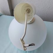Suspension in white opaline