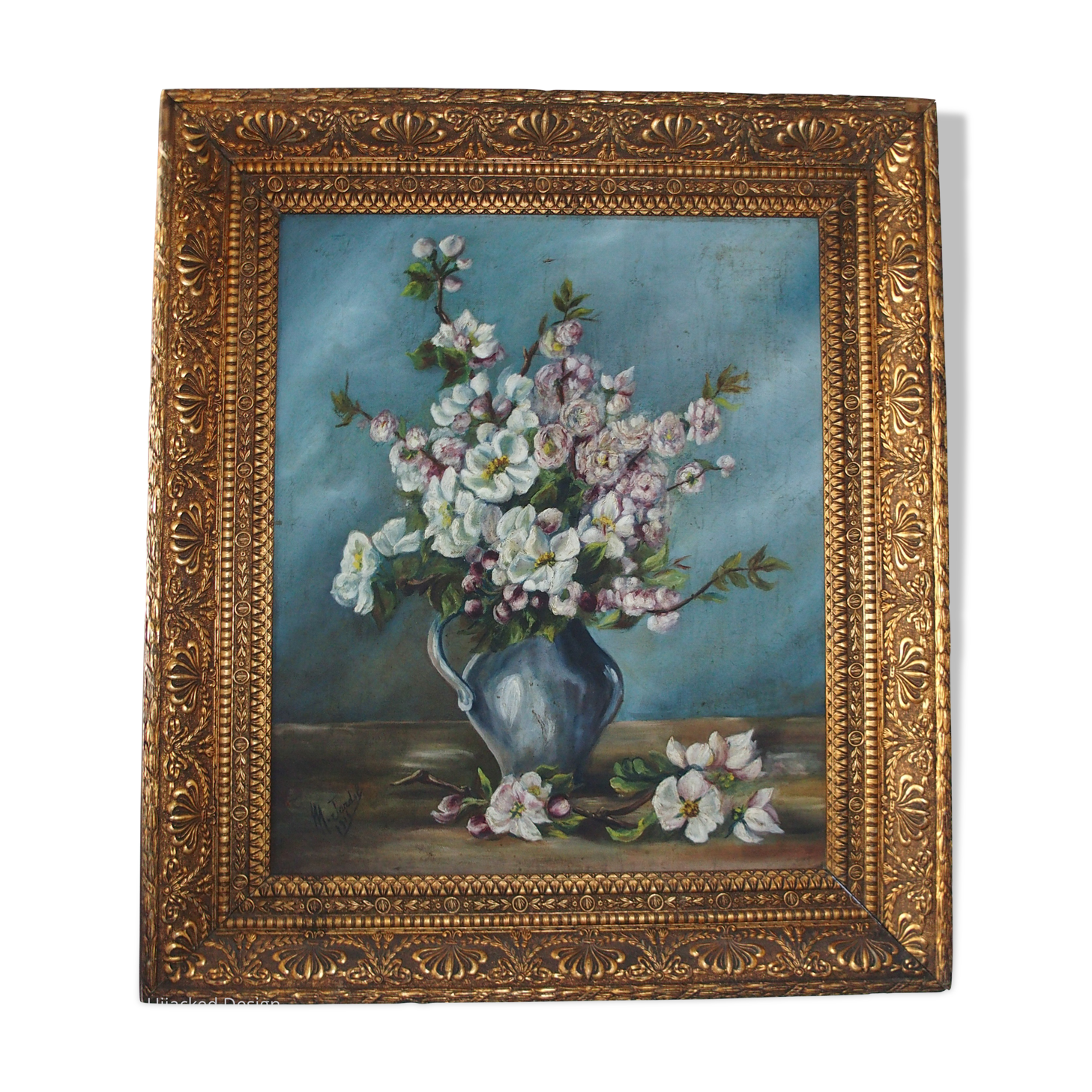 Bouquet of flowers - still life in its golden frame