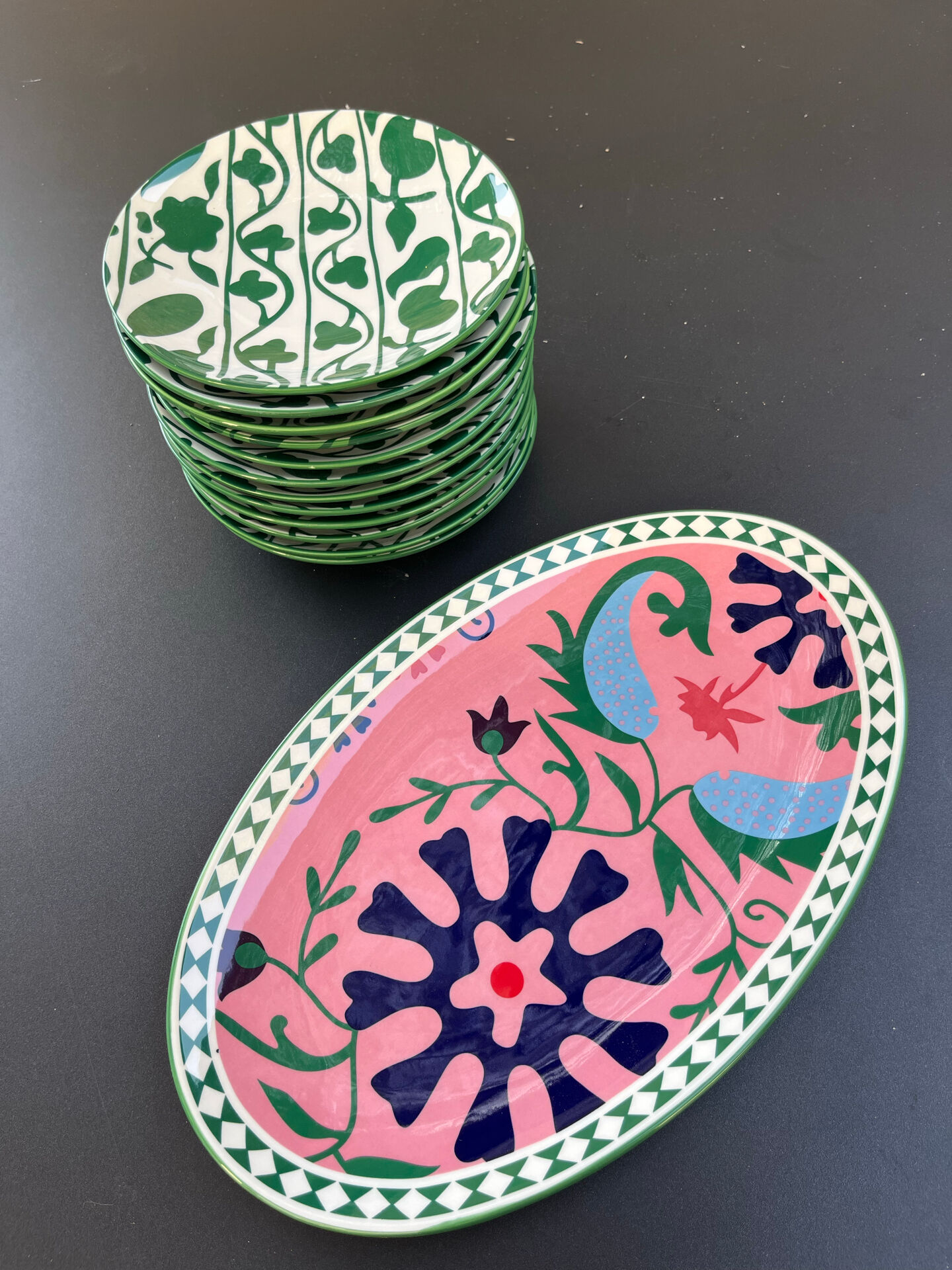 New serving platter Caroline de Benoist
