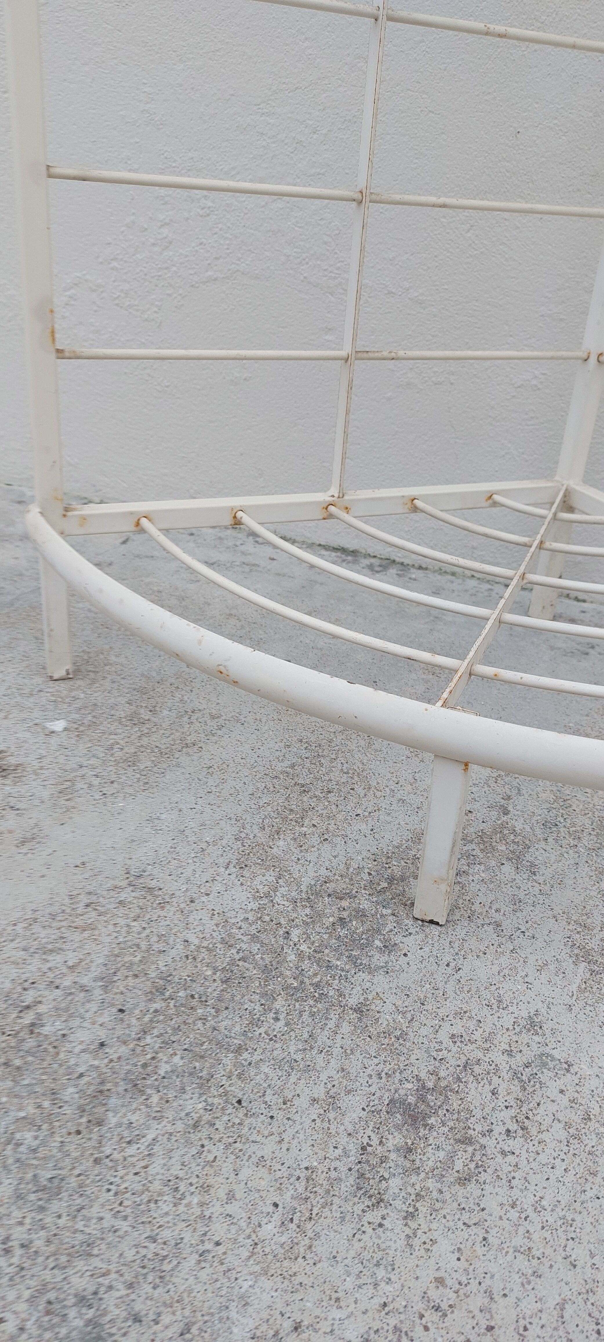 Étagère de coin de boulanger en fer