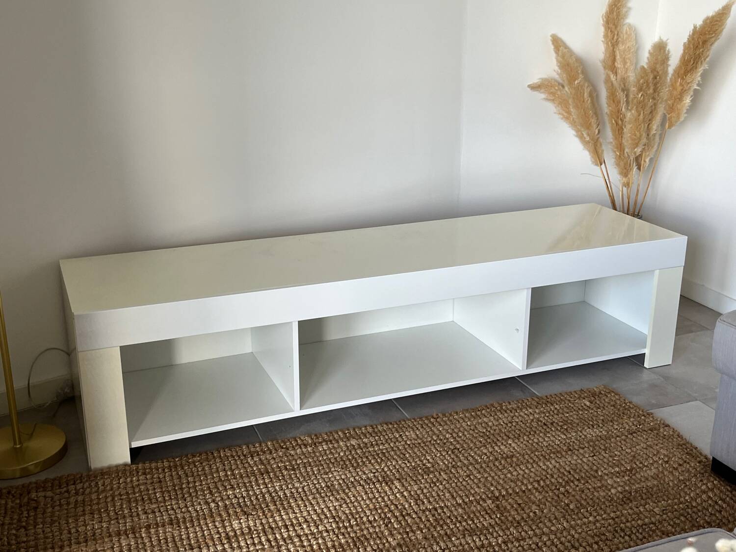 Cream white sideboard from the 80s-90s