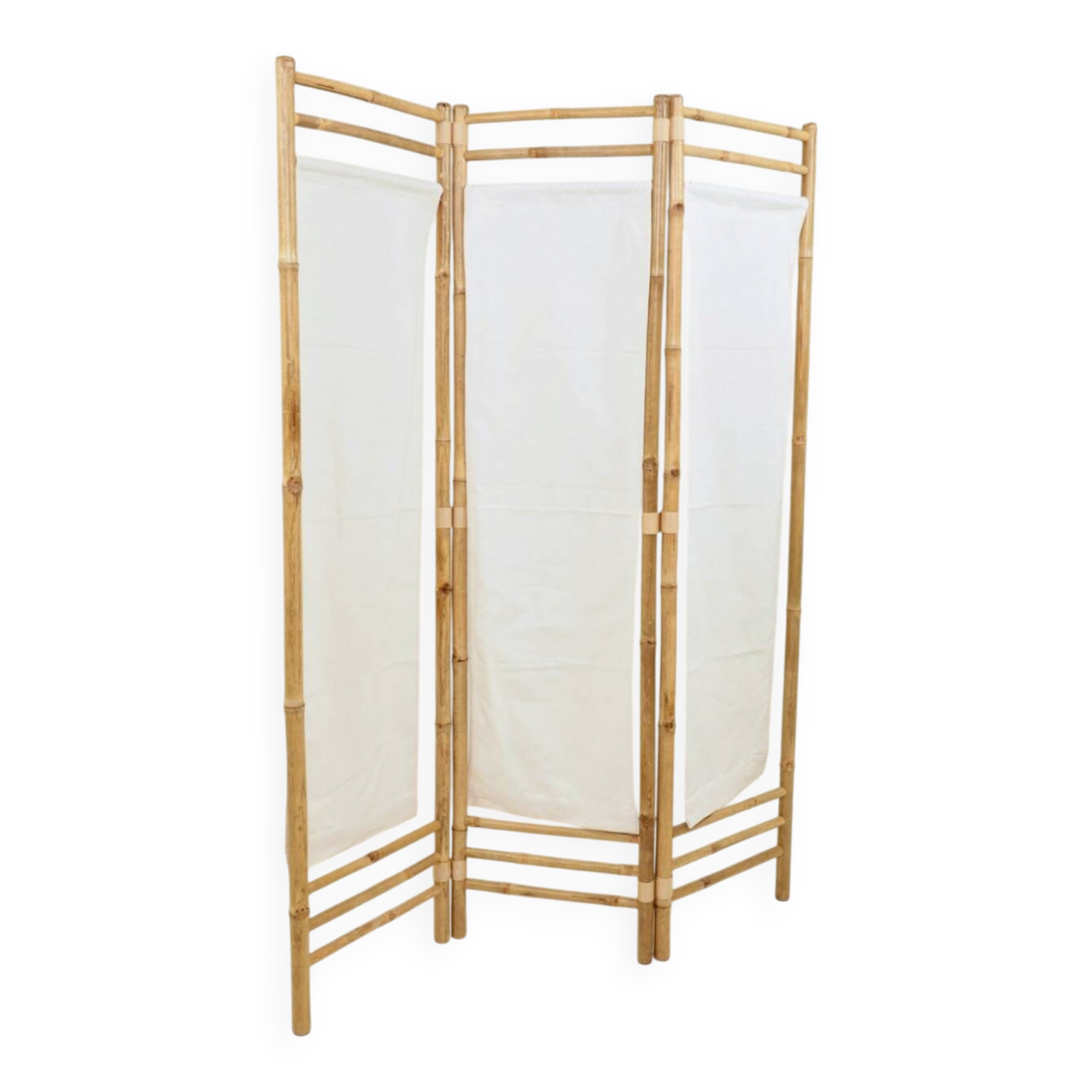 Bamboo screen with 3 frames in beige fabric.