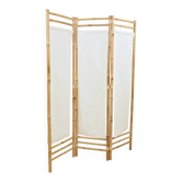Bamboo screen with 3 frames in beige fabric.