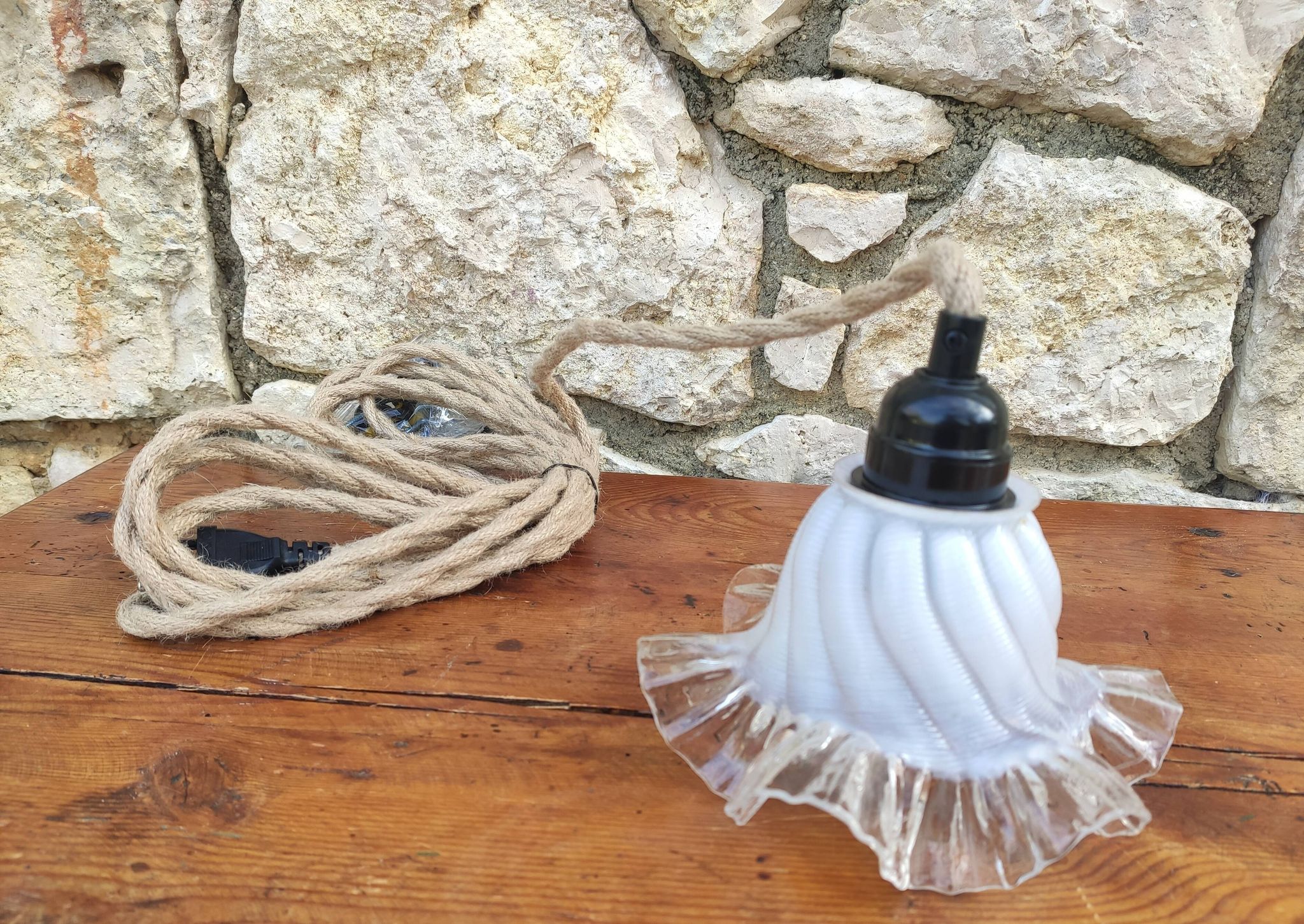 Lampe baladeuse globe vintage en verre tulipe