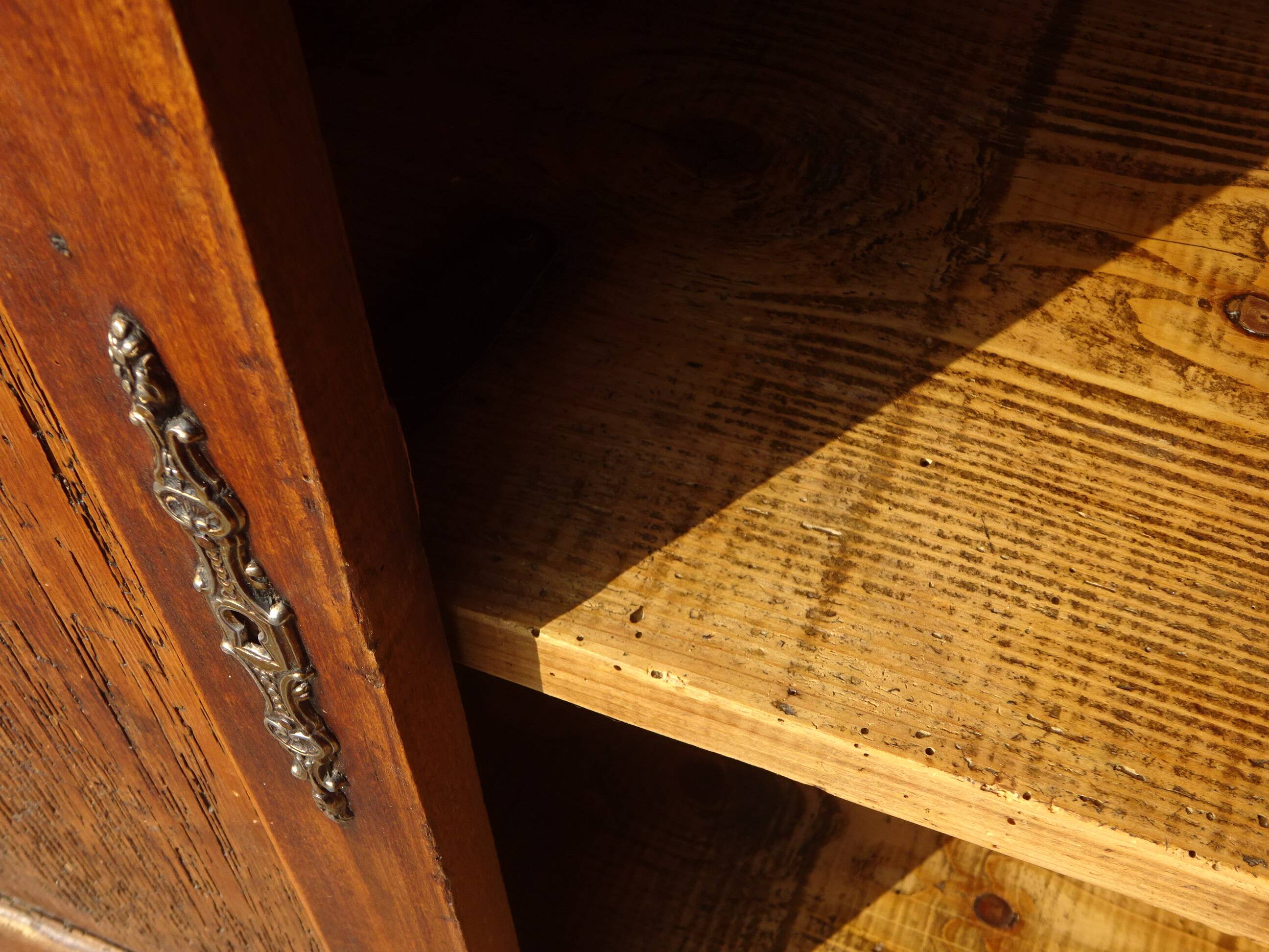 Parisian pine sideboard