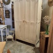 Armoire ancienne
