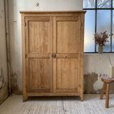 Wooden cabinet cuttery