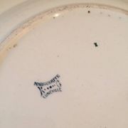 Large round ironstone platter with daisy decoration, KG Lunéville, 19th century