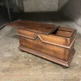Opening bench in old oak wood