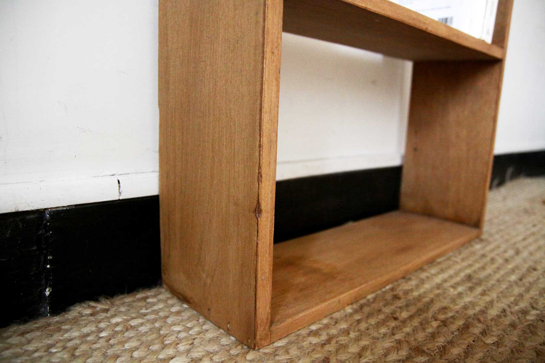 Solid wood bookcase shelf