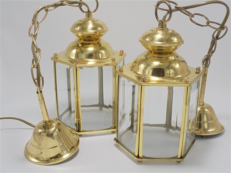 Lantern suspension duo