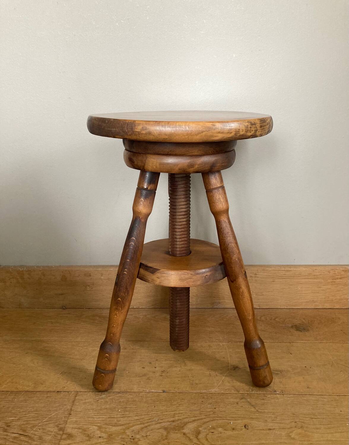 Rotating stool in solid wood, tripod base, 20th century