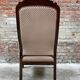 Fauteuil français en bois sculpté