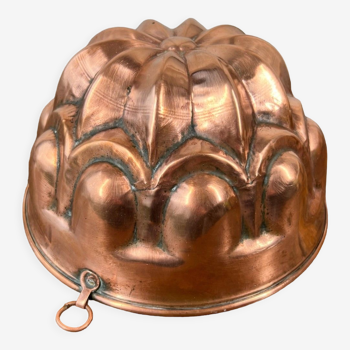 Round copper cake mold