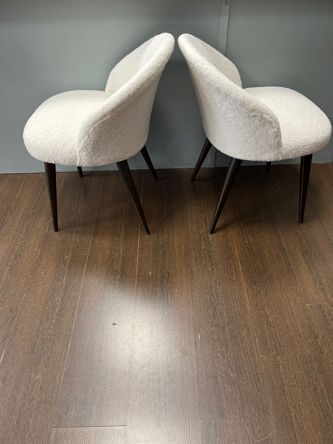 Duo vintage moumoute chairs