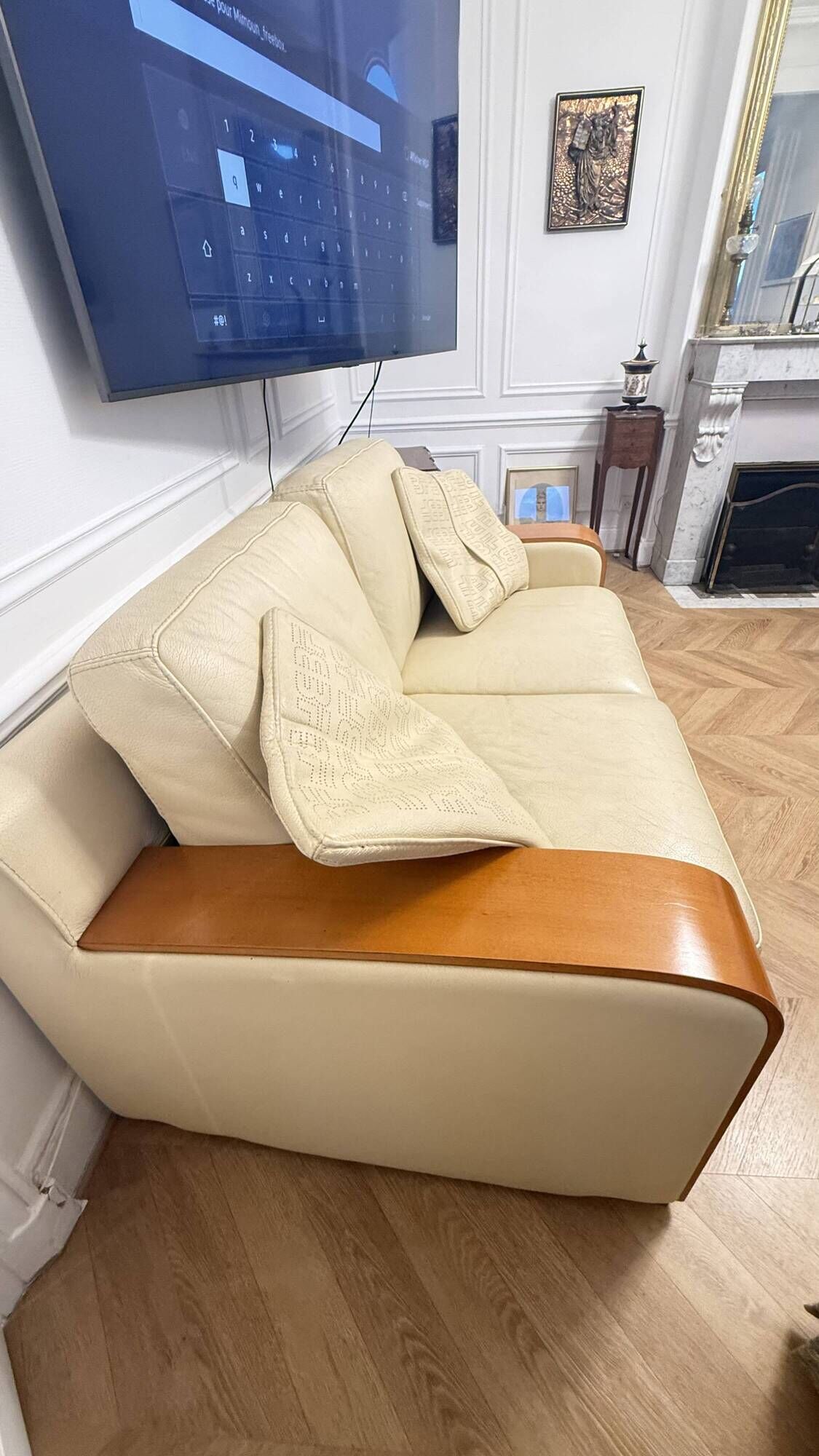 2 sofas 2 seats B&B Italia, cream leather and wood