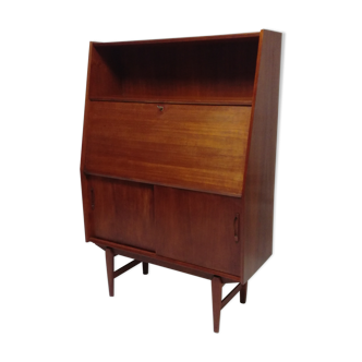 Scandinavian samcom writing desk