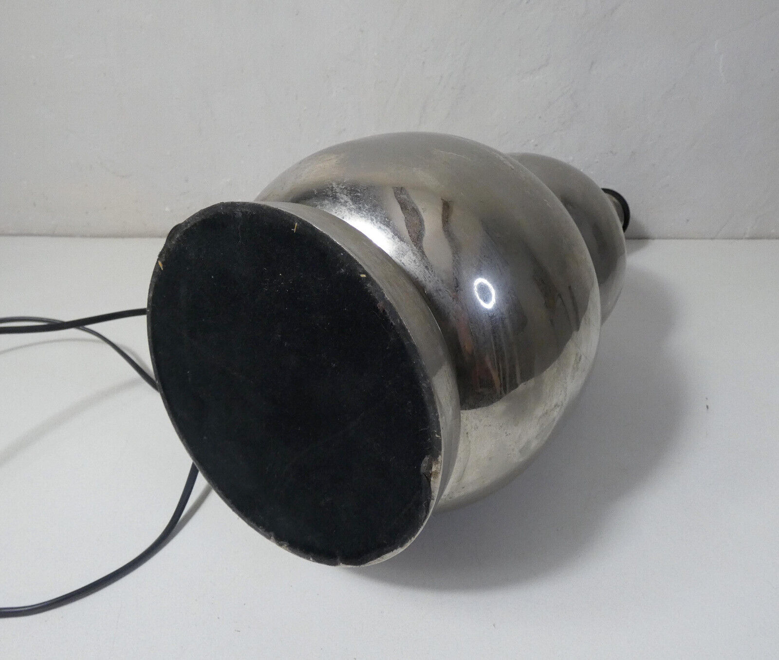 Vintage Space Age lamp with silver chrome metal ball base and DRIMMER H lampshade