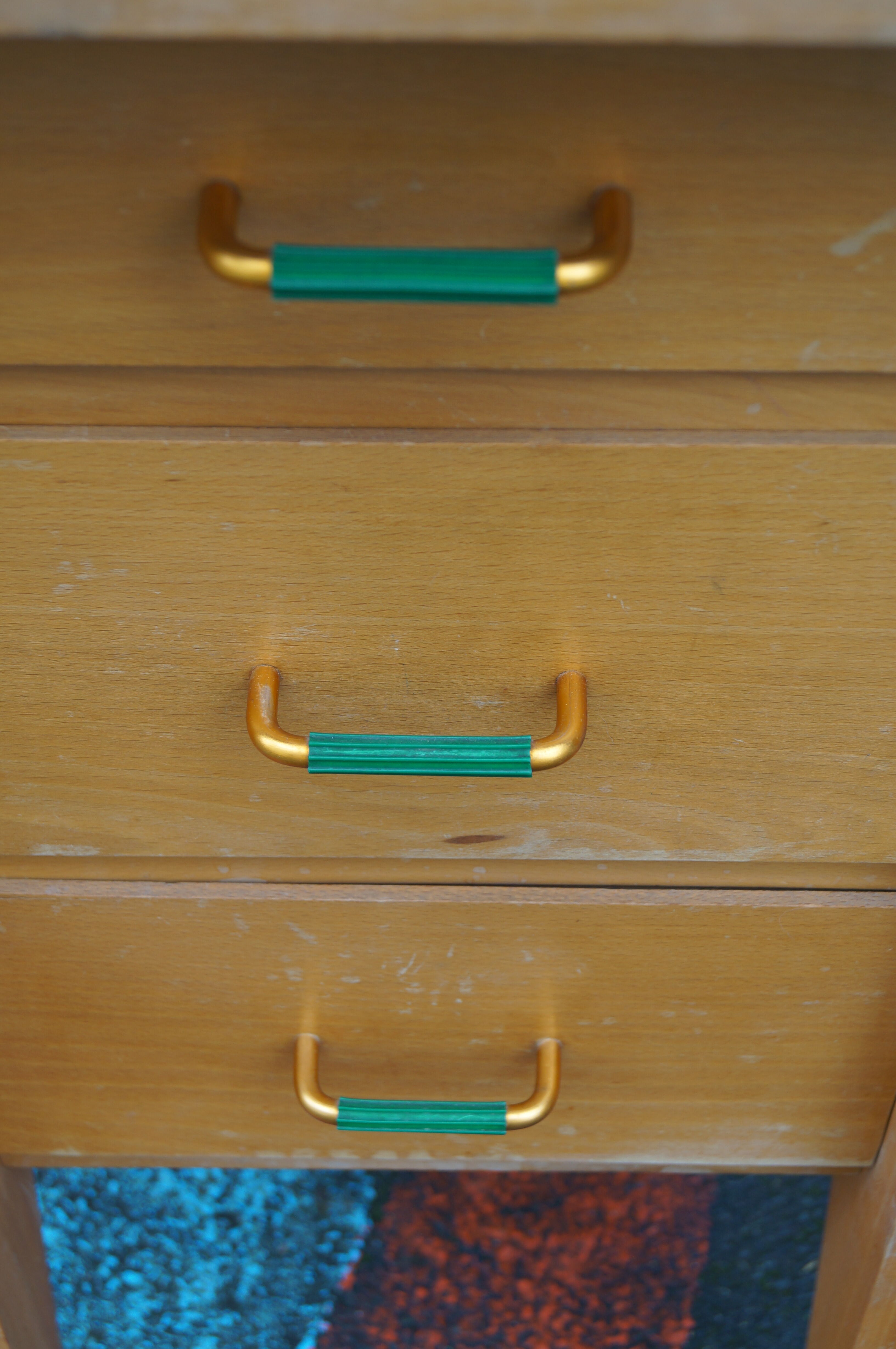 Office 1950 foot compass